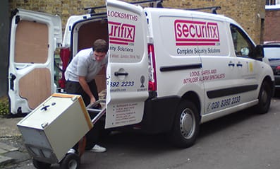 Chertsey Safe Services - Safe installation and opening